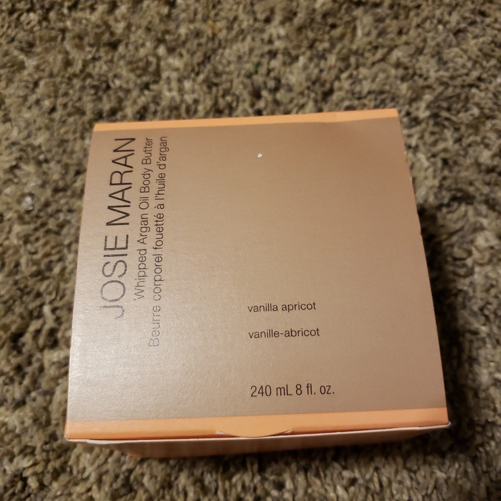 Josie Maran  Body butter with Argan Oil